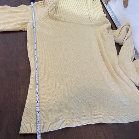 VTG Y2K GAP Size S Yellow Off Shoulder Sweater Top Knit Chic Coquette Preppy - Picture 11 of 12